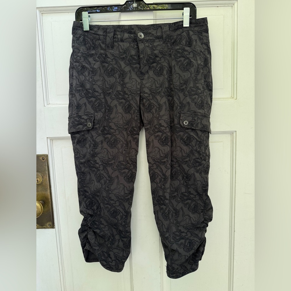 Eddie Bauer cargo capri